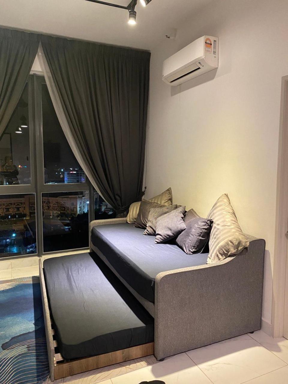 Niks Troika Homestay كوتا بْهارو المظهر الخارجي الصورة